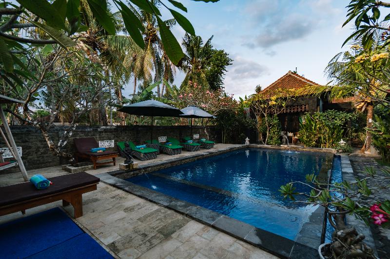 D and B Bungalow - Havuz