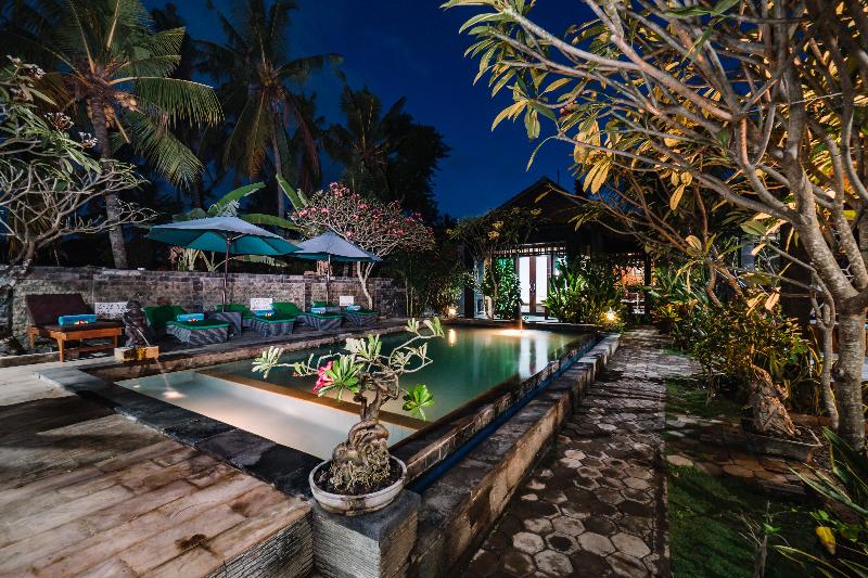 D and B Bungalow - Havuz
