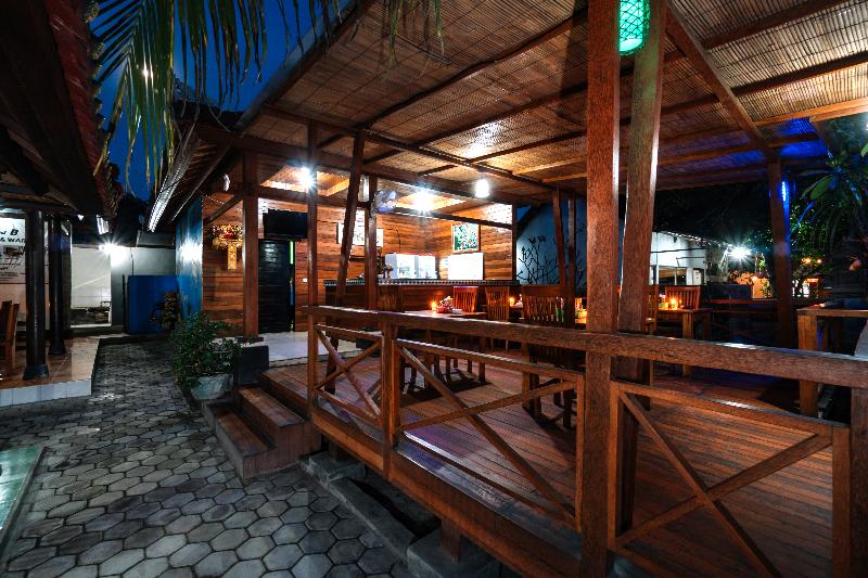 D and B Bungalow - Restoran
