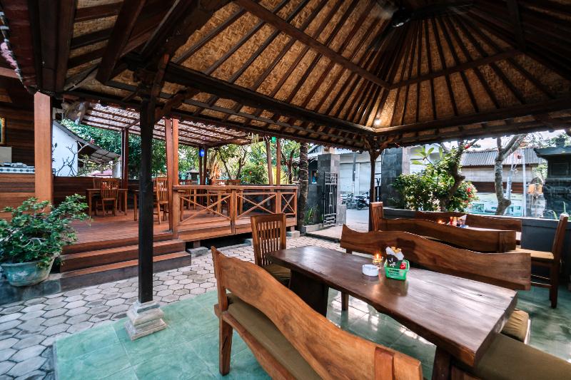D and B Bungalow - Restoran
