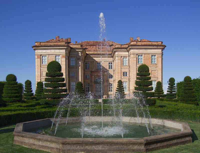 Castello Di Guarene - Genel