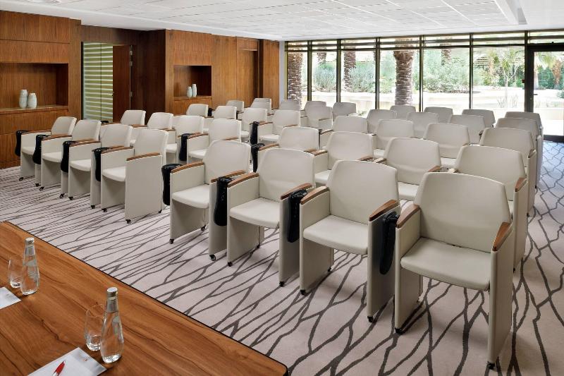 Marriott Riyadh Diplomatic Quarter - Toplantı