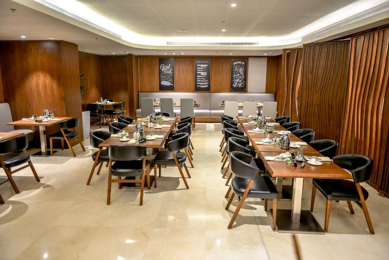 Marriott Riyadh Diplomatic Quarter - Restoran