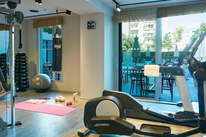 Moxy Patra Marina - Genel