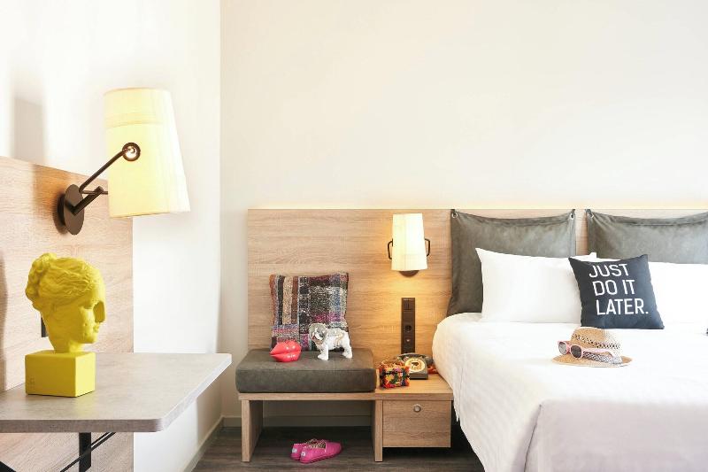 Moxy Patra Marina - Oda