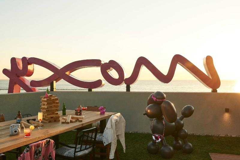 Moxy Patra Marina - Restoran