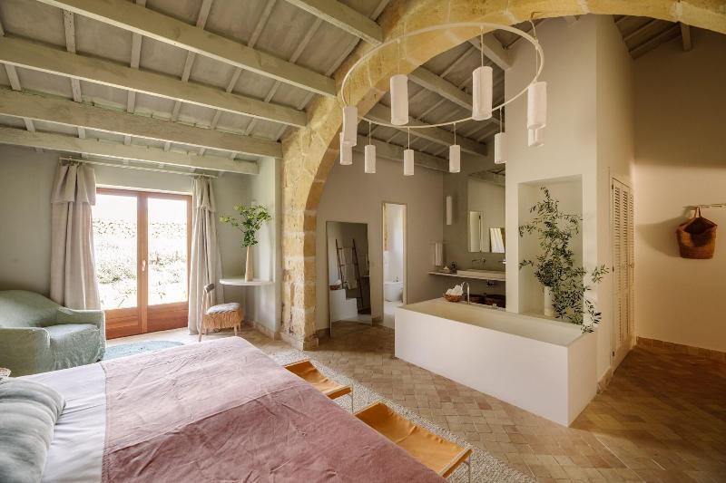 Antic Menorca - Oda