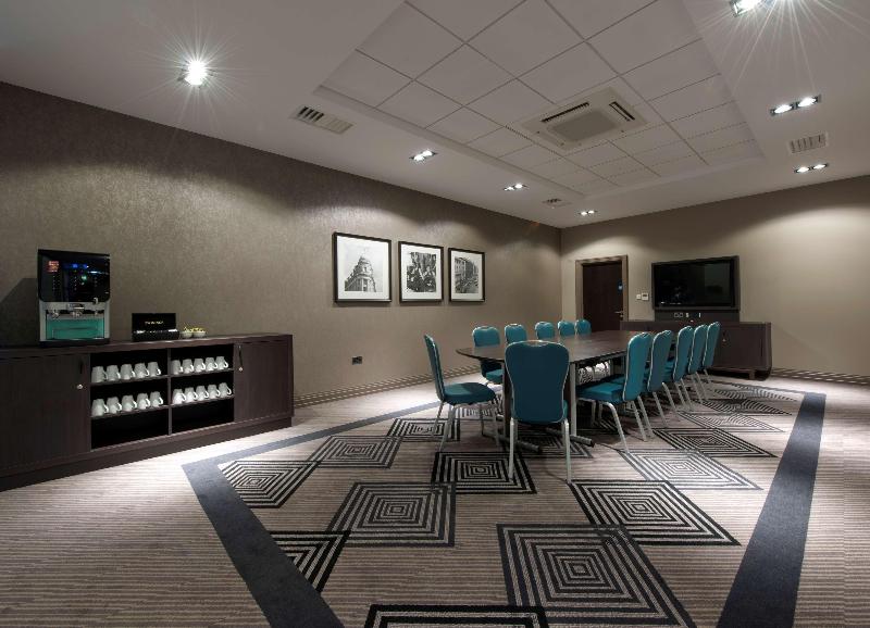 DoubleTree by Hilton Edinburgh City Centre - Genel