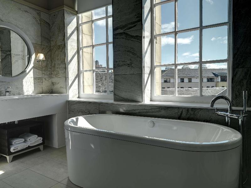 DoubleTree by Hilton Edinburgh City Centre - Oda