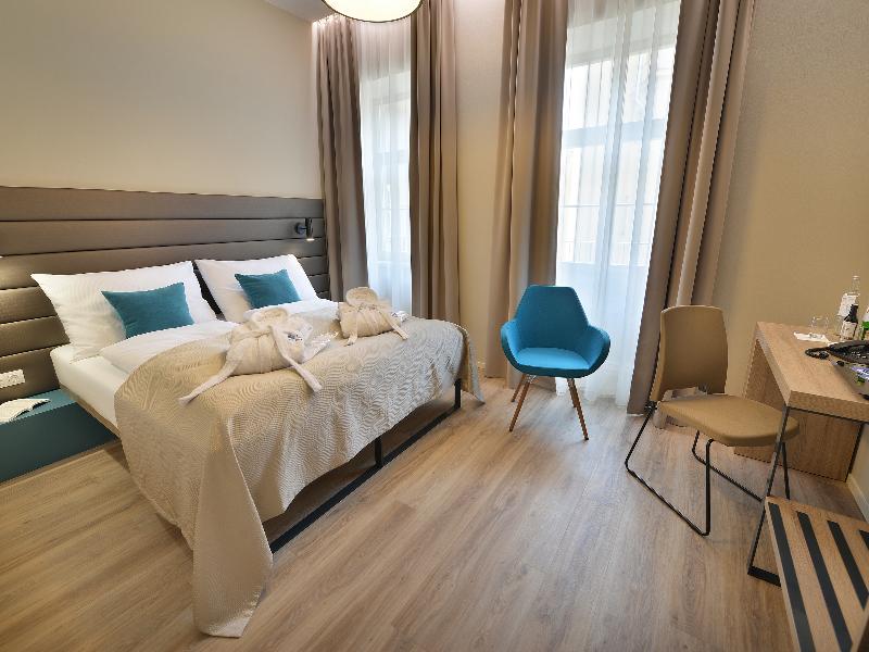EA Hotel New Town - Oda