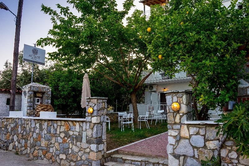 Act Skiathos - Genel