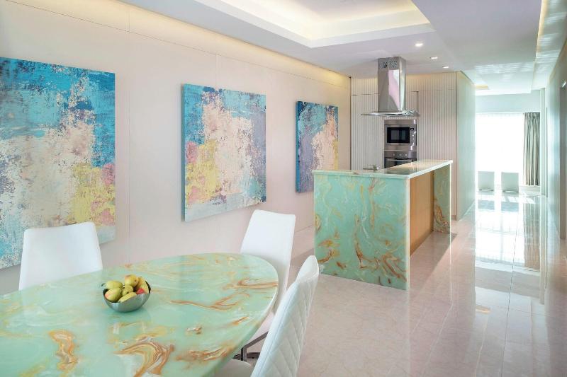 Four Points by Sheraton Sharjah - Oda