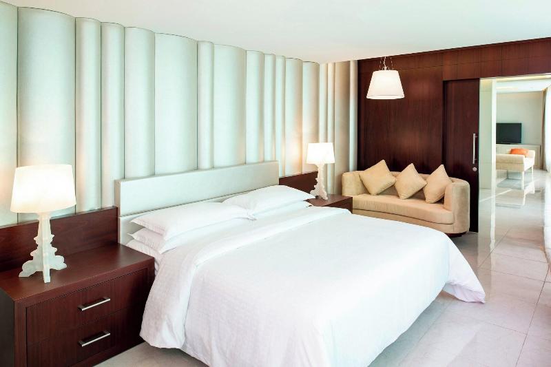 Four Points by Sheraton Sharjah - Oda