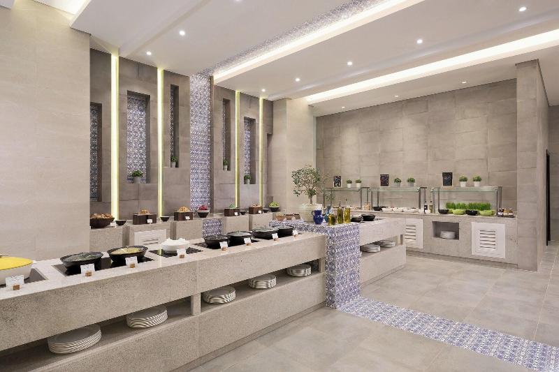 Four Points by Sheraton Sharjah - Restoran