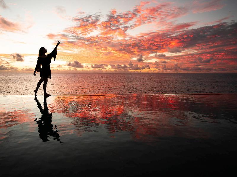 The Halcyon Private Isles Maldives, Autograph Col - Havuz
