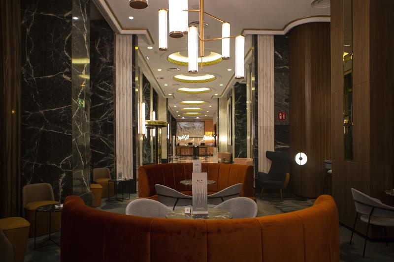 Hotel Riu Plaza España - Lobi