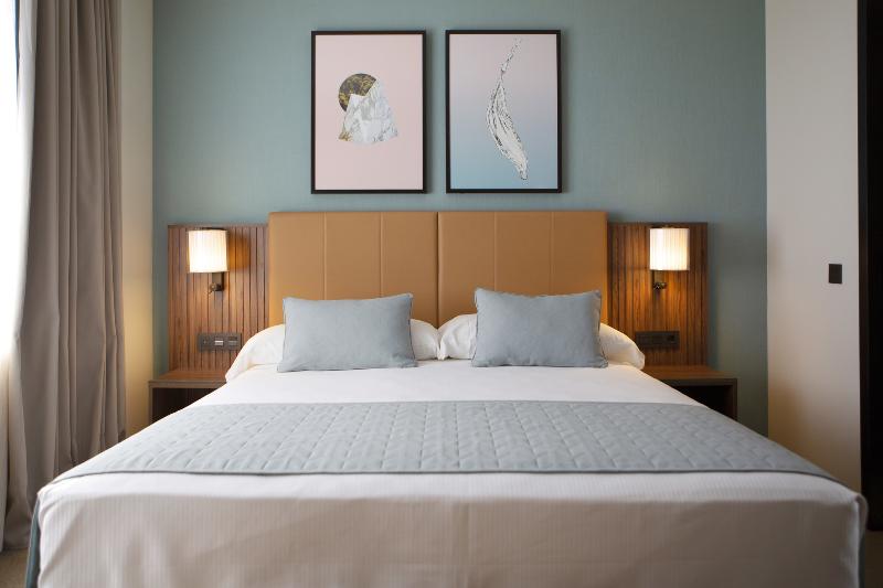 Hotel Riu Plaza España - Oda