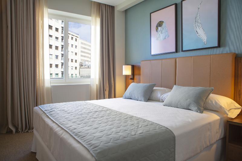 Hotel Riu Plaza España - Oda