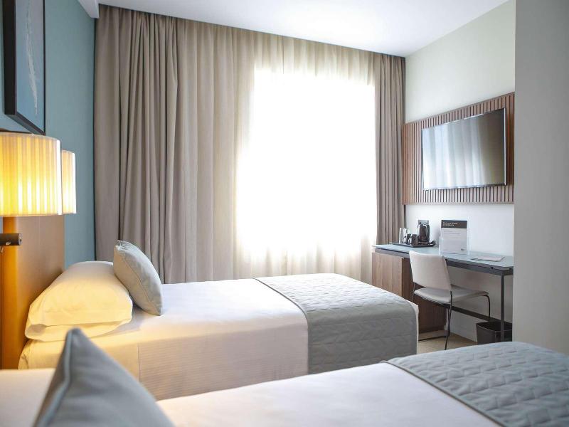 Hotel Riu Plaza España - Oda