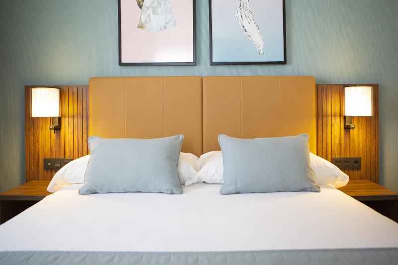 Hotel Riu Plaza España - Oda