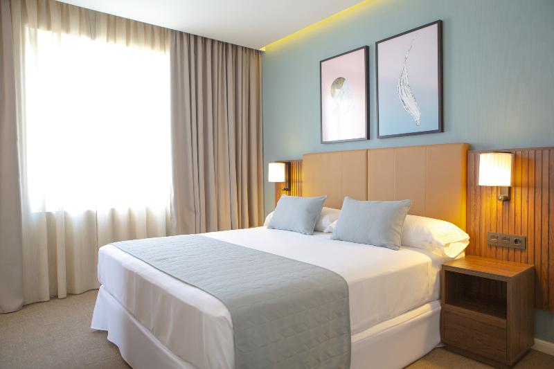 Hotel Riu Plaza España - Oda