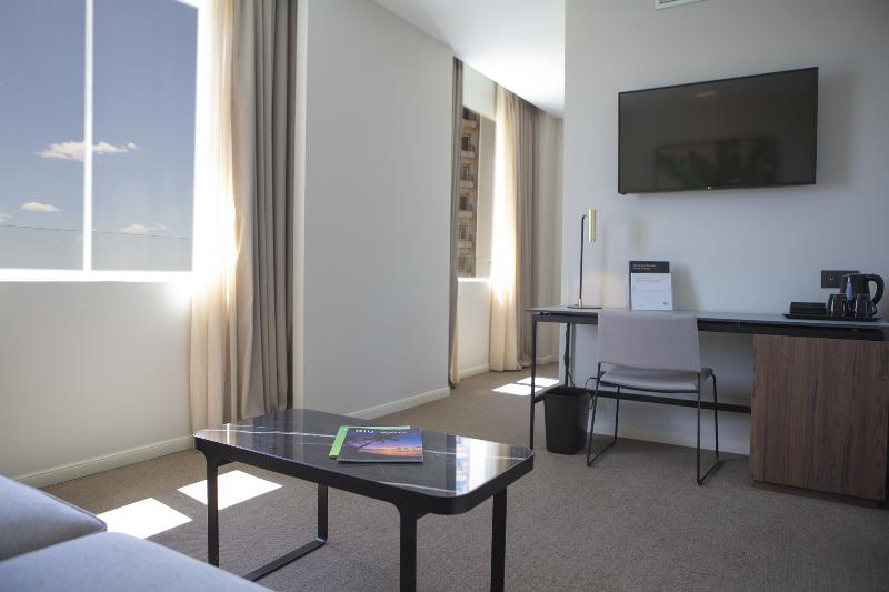 Hotel Riu Plaza España - Oda