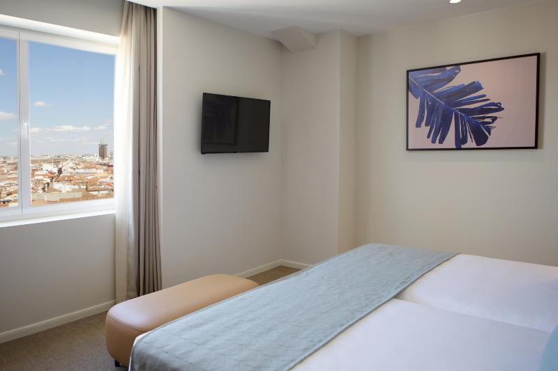 Hotel Riu Plaza España - Oda