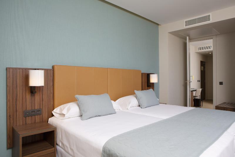 Hotel Riu Plaza España - Oda