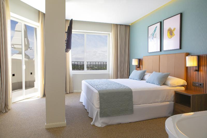 Hotel Riu Plaza España - Oda