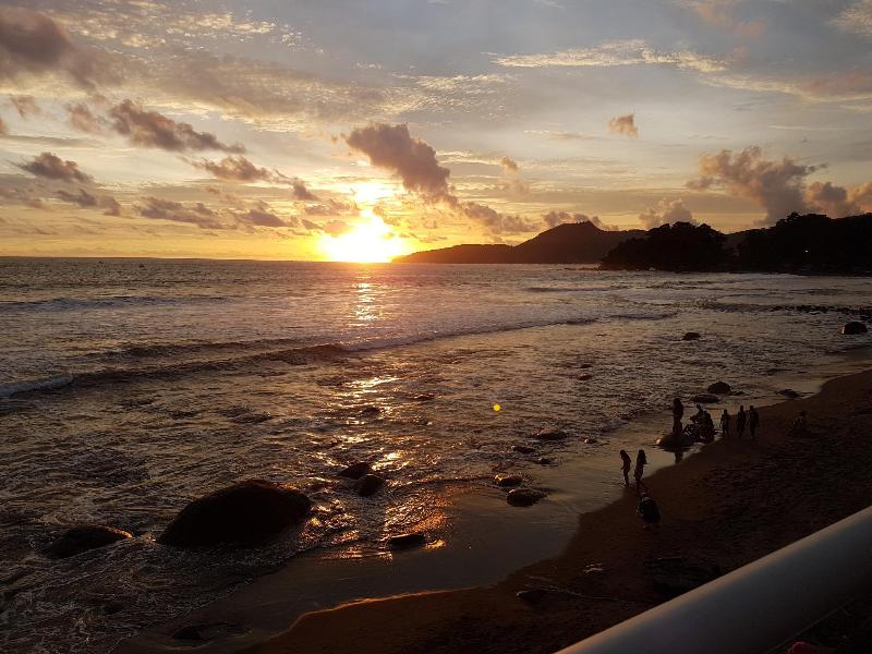 77 Sunset Plaza - Plaj