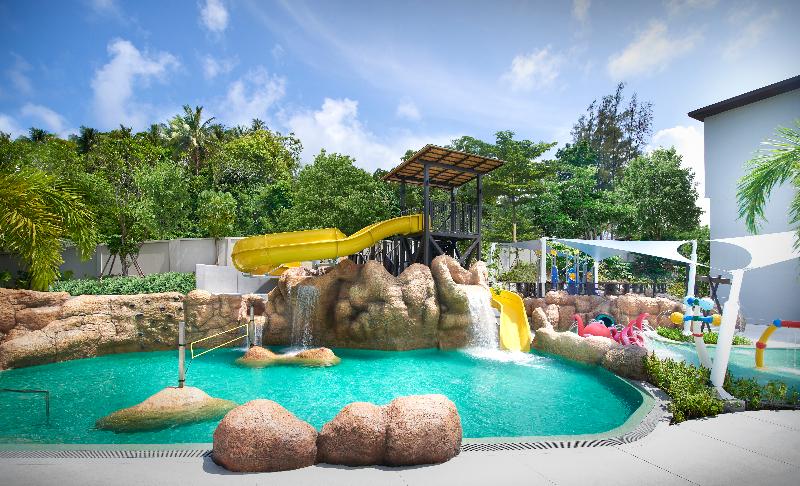 OZO Phuket - Havuz