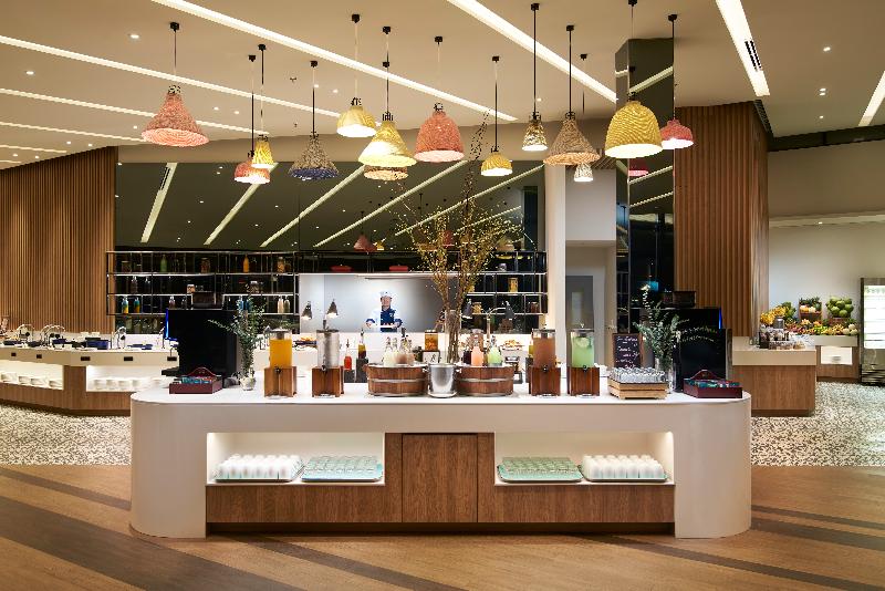 OZO Phuket - Restoran