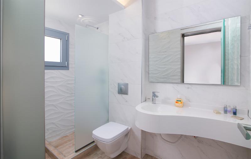 The Dome Luxury Hotel - Oda
