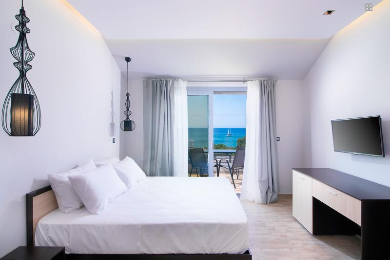The Dome Luxury Hotel - Oda