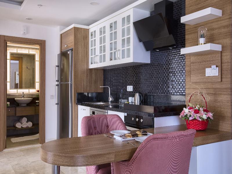 Greenwood Suites Resort - Oda