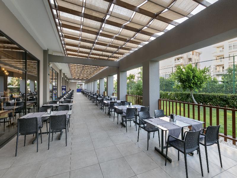Greenwood Suites Resort - Restoran