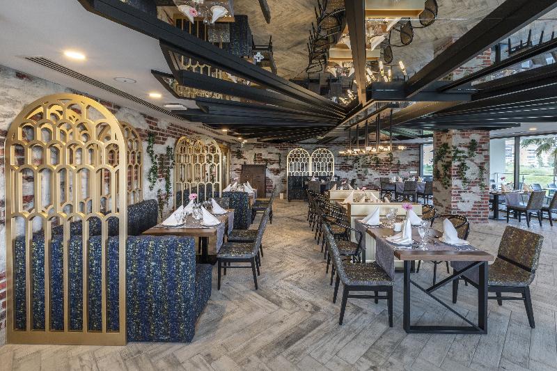 Greenwood Suites Resort - Restoran