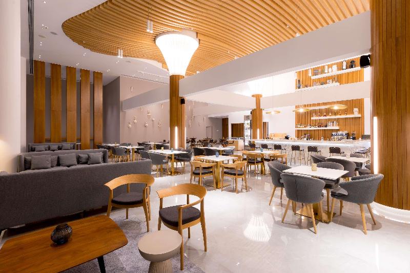 Radisson Beach Resort Larnaca - Bar
