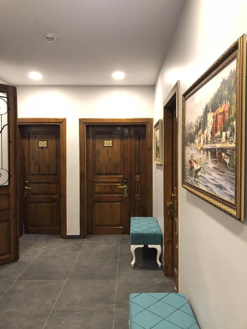 The Void Hotel - Lobi