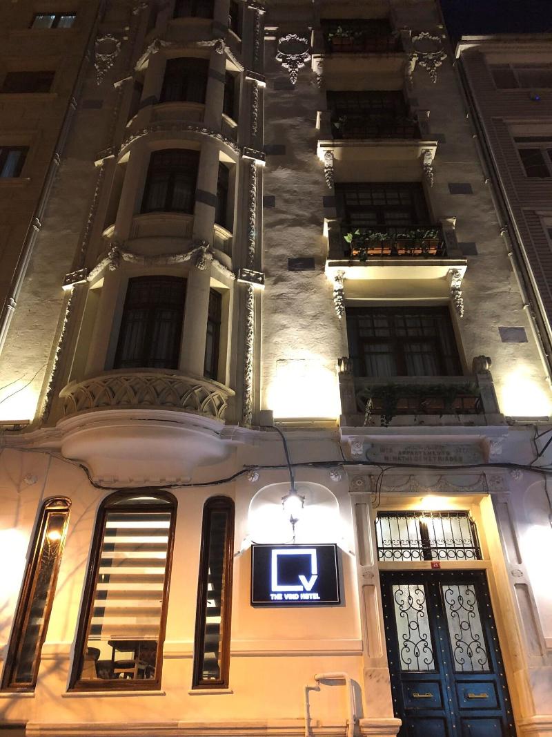 The Void Hotel - Genel