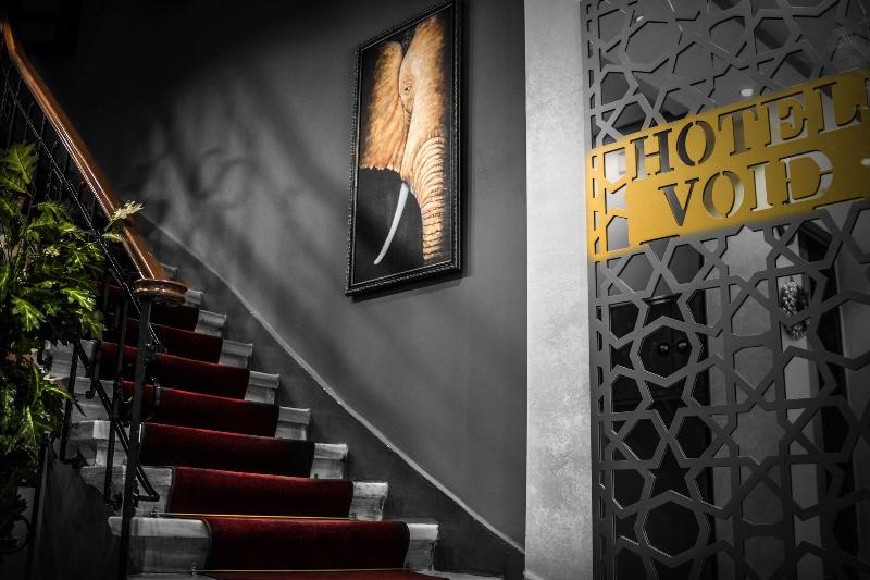 The Void Hotel - Genel