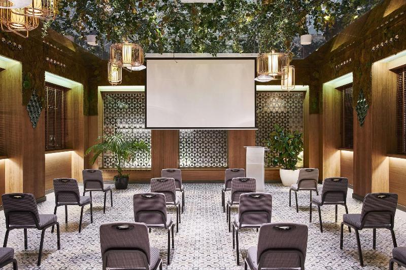 Hyatt Centric Gran Via Madrid - Toplantı