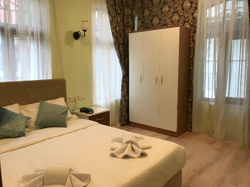 Historial Hotel - Oda