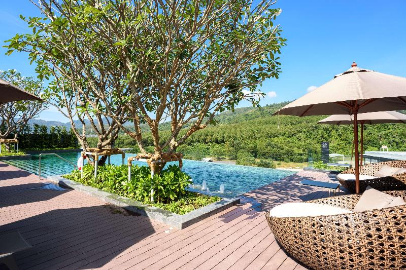 Ramada Plaza By Wyndham Chao Fah, Phuket - Havuz
