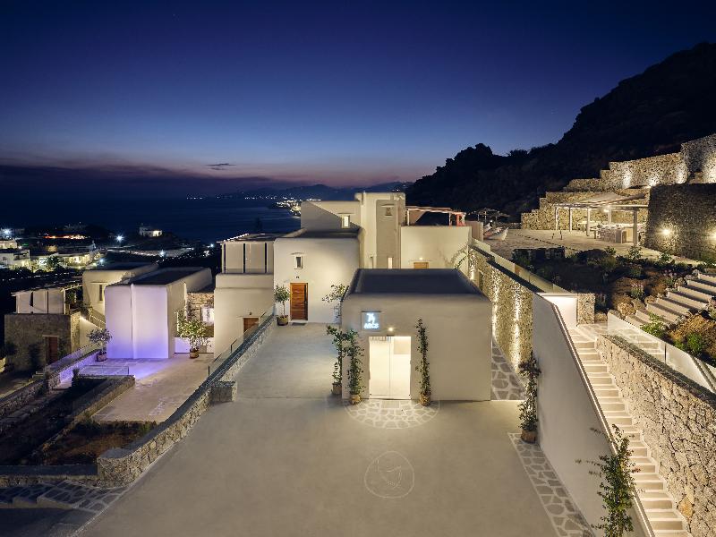 Arcs Suites & Residences - Genel