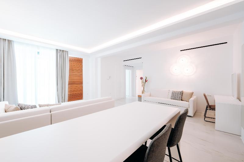 Arcs Suites & Residences - Oda