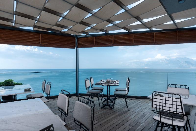 Perge Hotels Adults Only 18+ - Teras