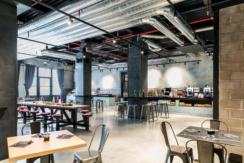 J24 Hotel Milano - Genel