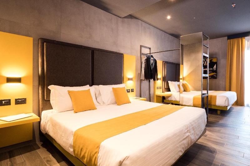 J24 Hotel Milano - Oda