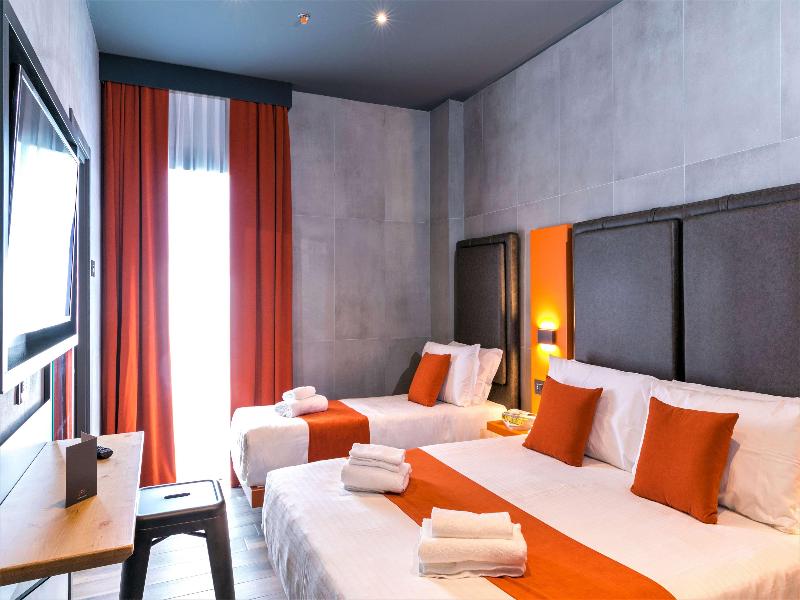 J24 Hotel Milano - Oda